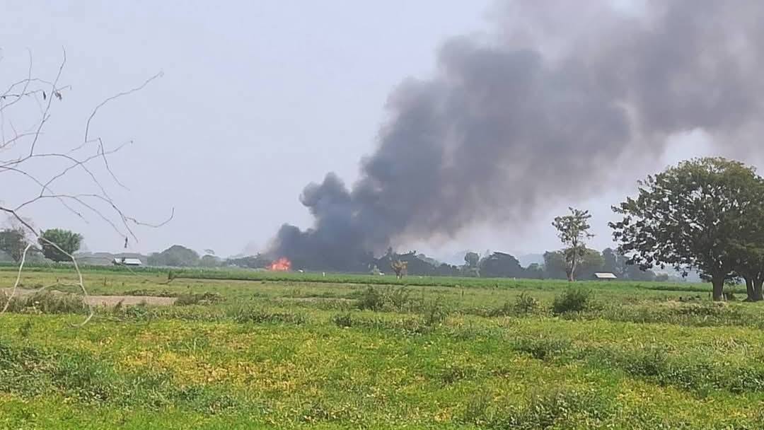 ပခုက္ကူတွင် စစ်တပ်စစ်ကြောင်းက ပြည်သူ ၃ ဦးကို သတ်ဖြတ်ပြီး နေအိမ် ၁၅၀ နီးပါး မီးရှို့