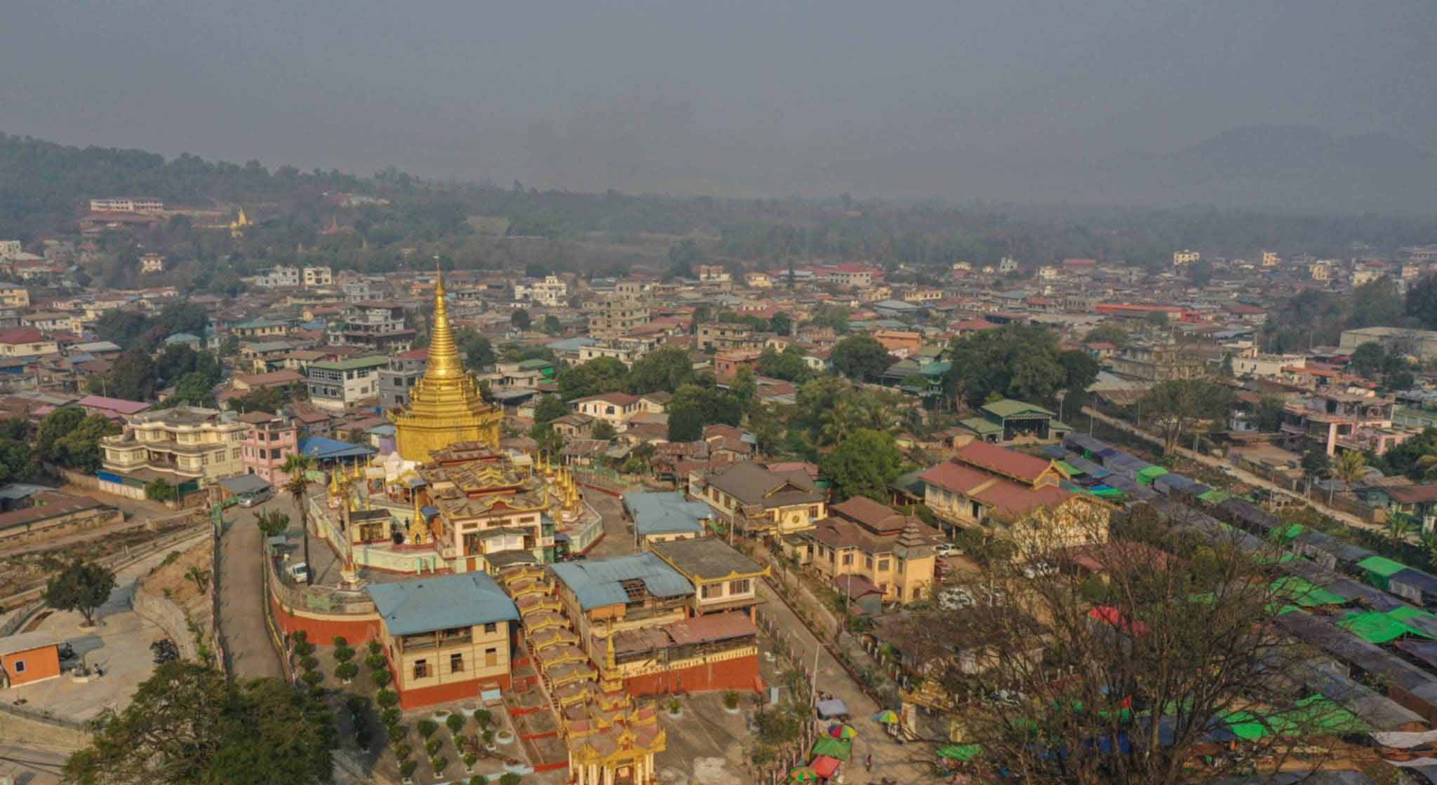 လားရှိုးတွင် လိုင်းကြေးပေးဖွင့်ထားသည့် တရုတ်လောင်းကစားရုံကို စစ်ကောင်စီ ဖမ်းဆီး 