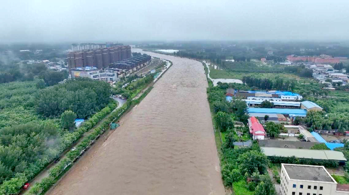 တရုတ်နိုင်ငံရှိ မြစ် ၁၇ စင်း စိုးရိမ်ရေမှတ်ထက်ကျော်လာ