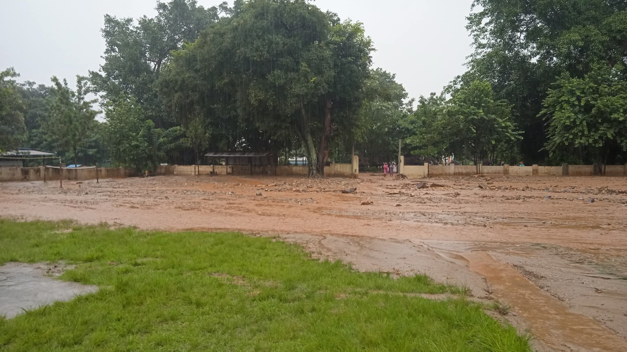 ပင်းတယမြို့နယ်၌ တောင်ကျရေနှင့် မျောပါပြီး လူ ၆ ဦးသေဆုံး