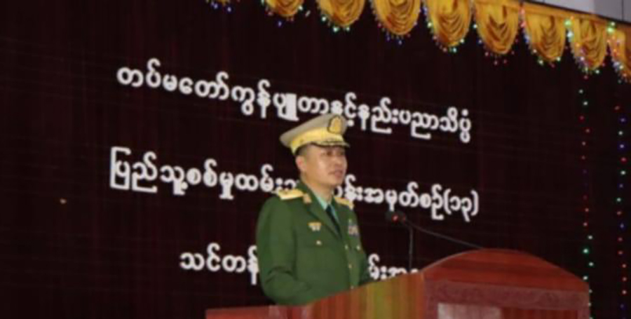 ရပခတိုင်းမှူးနှင့် ဗထူးကျောင်းအုပ်ကြီးကို ရာထူးတိုးပေး