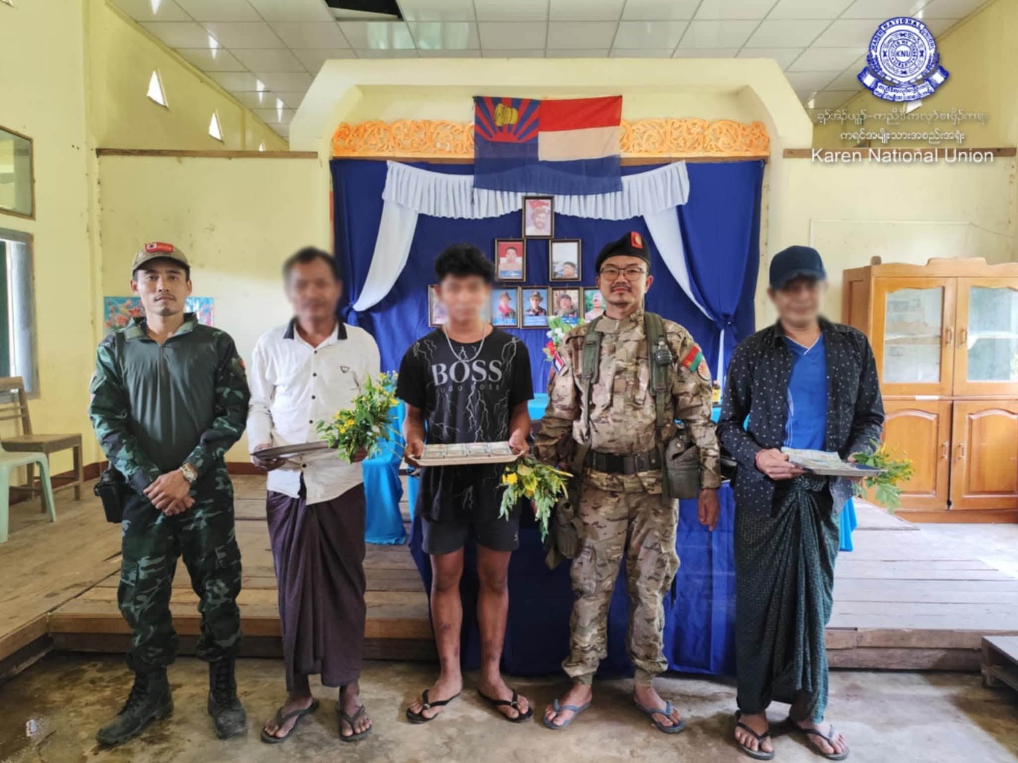 သရက်ချောင်းမြို့နယ်တွင် စစ်ကောင်စီတပ်သား ၃ ဦး KNLA ထံ ဘက်ပြောင်းခိုလှုံ