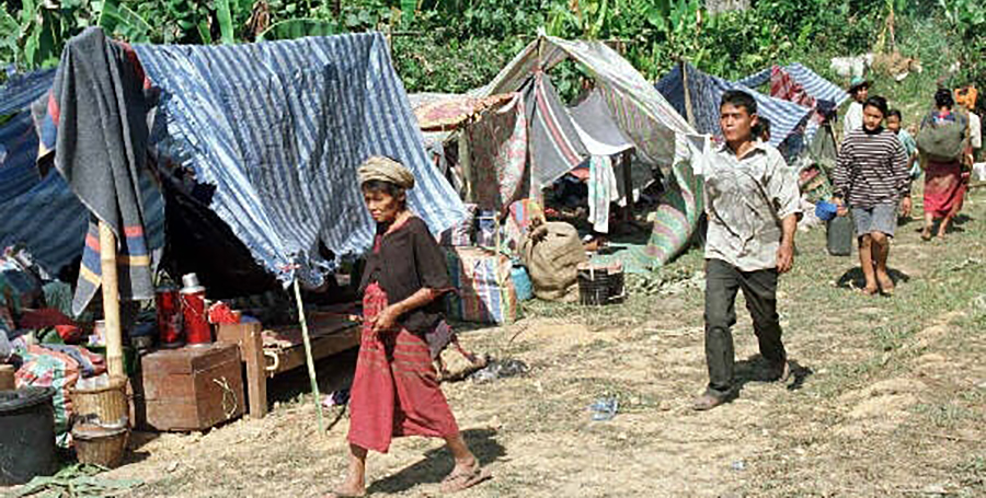 အငတ်ဘေးဆိုက် မြန်မာဒုက္ခသည် ၁ သိန်းကျော်ကို စခန်းပြင်ထွက် အလုပ်လုပ်ခွင့်ပြုရန် ထိုင်းကို HRW တောင်းဆို