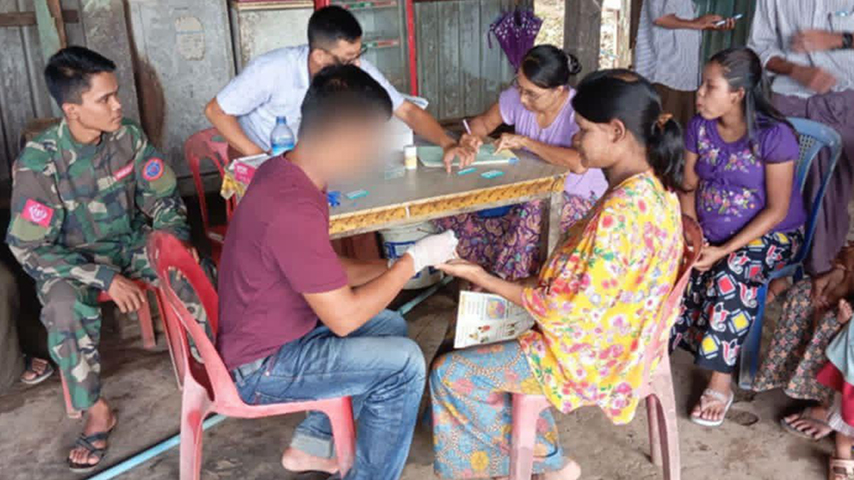 မောင်တောတွင် ကိုယ်ဝန်ဆောင်အမျိုးသမီးများကို AA က ကာကွယ်ဆေးထိုးပေး