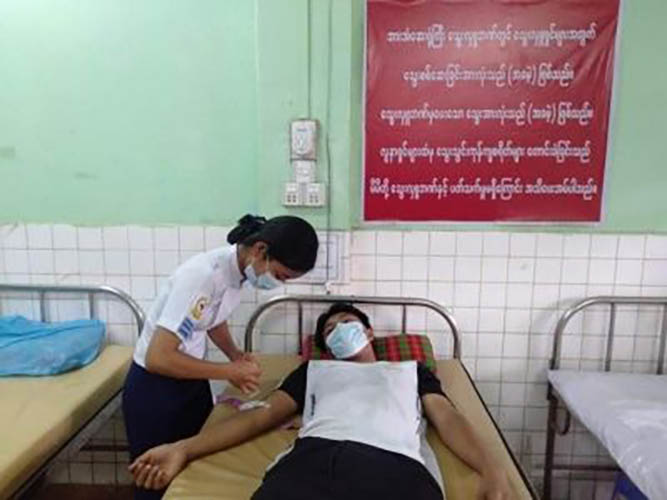 ရခိုင်တွင် သွေးလှူရှင် ရှားပါးလာပြီး အခက်ကြုံ