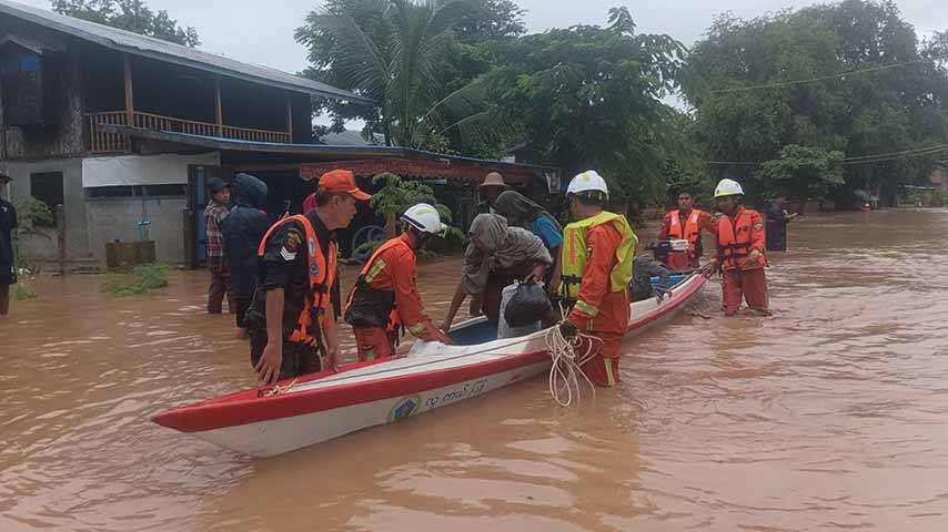 မြန်မာပြည်အနှံ့  မိုးသည်းထန်၊ လေပြင်းတိုက်ခတ်နိုင်၊ နေပြည်တော် တပ်ကုန်း ရေကြီး (ဓာတ်ပုံ) 