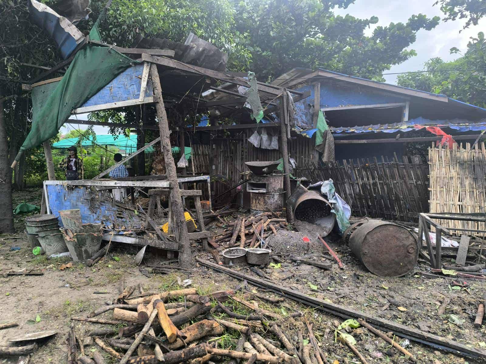 လက်နက်ကြီးကြောင့် ဘုတလင်တွင် အမျိုးသမီး ၁ ဦး ဒဏ်ရာရ၊ စဉ့်ကူးကို စစ်တပ်ဗုံးကြဲ