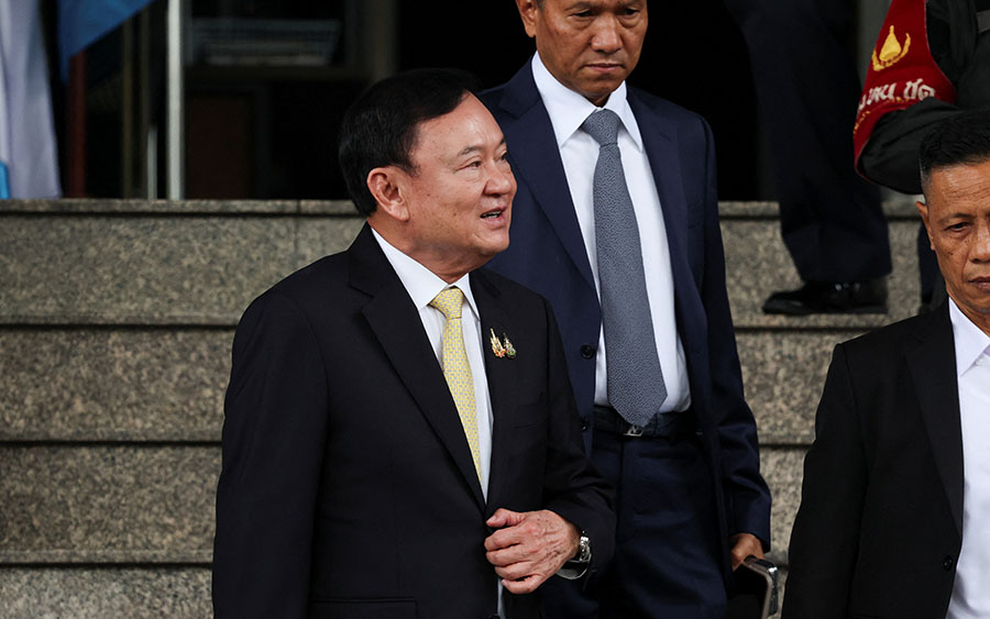 ဝန်ကြီးချုပ်ဟောင်း သက်ဆင် အမှုရင်ဆိုင်ရန် ထိုင်းနိုင်ငံသို့ ပြန်လည်ရောက်ရှိ