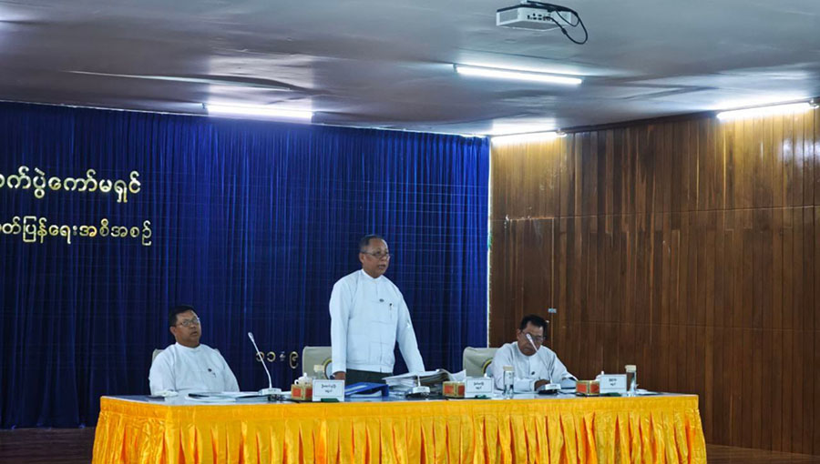 ရွေးကောက်ပွဲကော်မရှင်က ပါတီစုံဒီမိုကရေစီစနစ် ပုံဖော်လိုသည့် ဆန္ဒမရှိဟု နိုင်ငံရေးပါတီများ ဝေဖန်