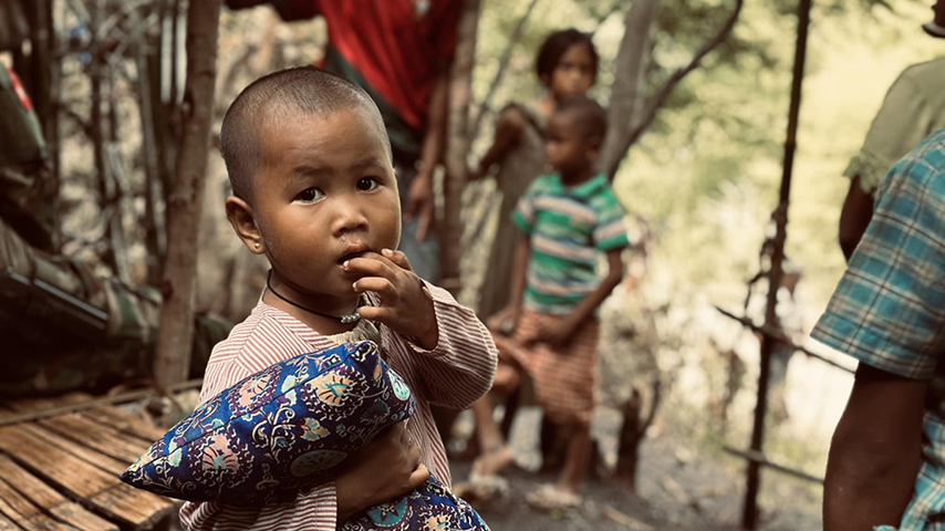 သပိတ်ကျင်းစစ်ရှောင် ထောင်ချီအတွက် စားနပ်ရိက္ခာနှင့် အခြေခံဆေးဝါး အကူအညီ လိုအပ်နေ