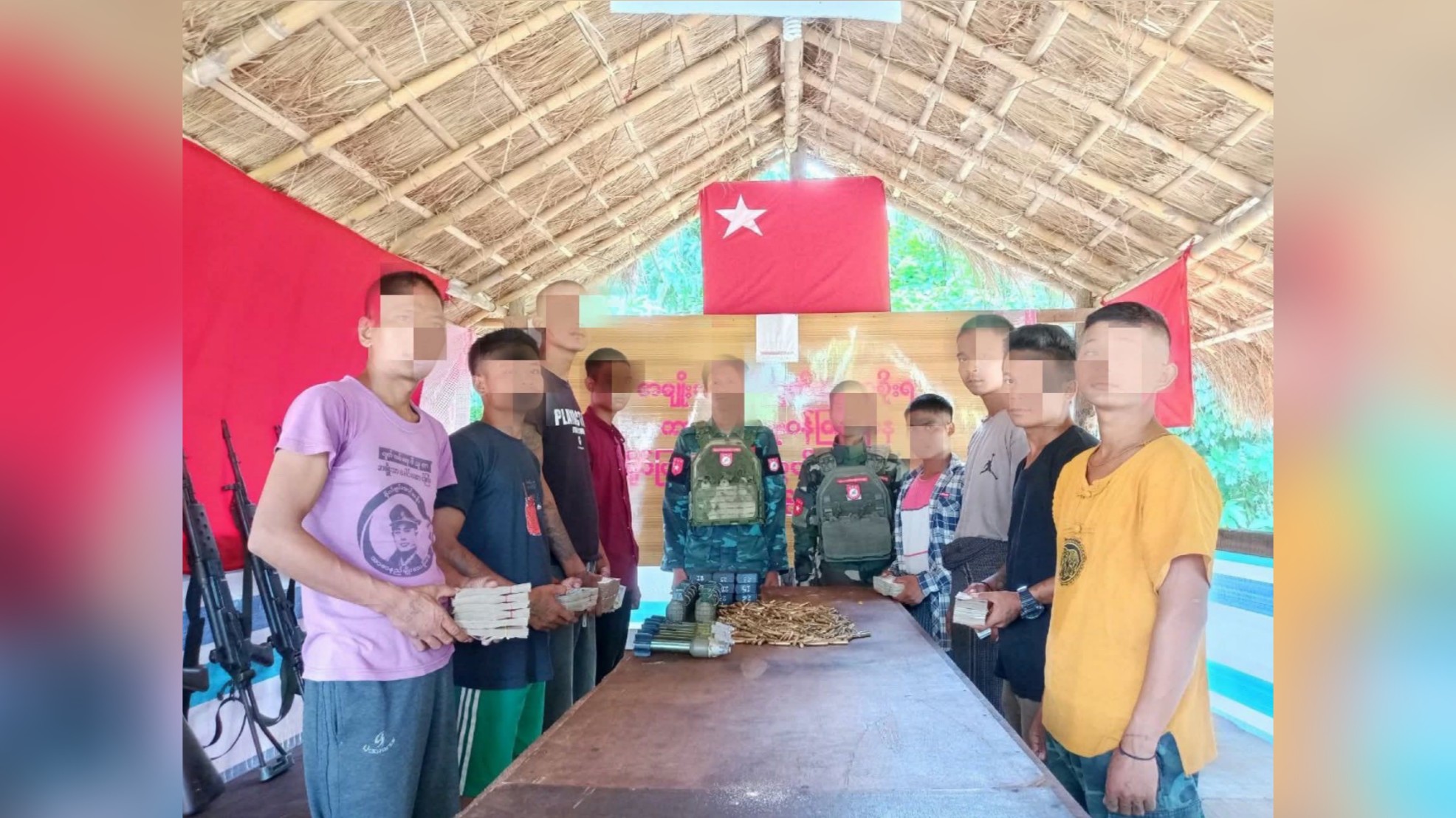 ကလေးခရိုင်၌ ပြည်သူ့စစ်တပ်ဖွဲ့ဝင် ၁၄ ဦး လက်နက်ခဲယမ်းနှင့် အလင်းဝင်
