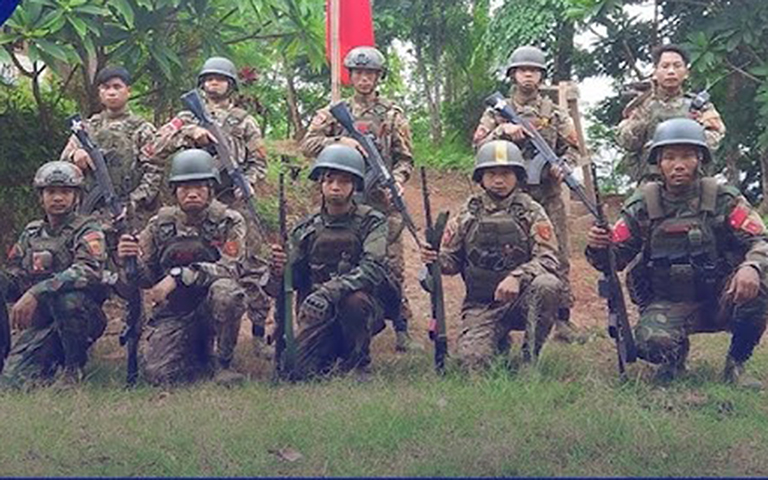 ဗန်းမောက်မြို့သိမ်းတိုက်ပွဲ ပြင်းထန်ပြီး ပြည်သူများ ပိတ်မိနေ