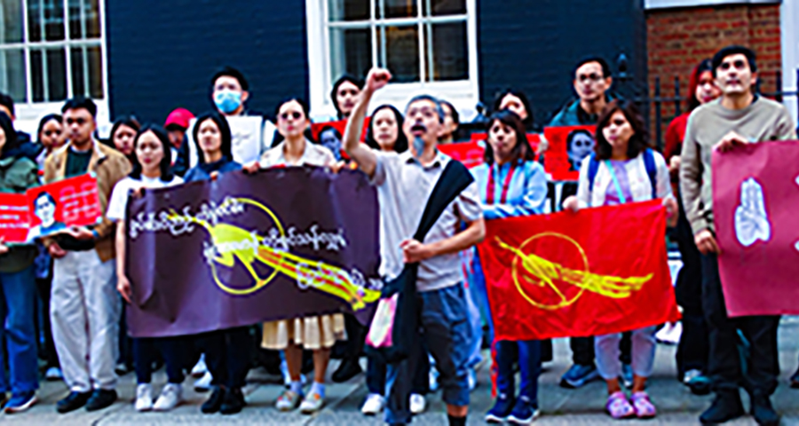 လန်ဒန်ရောက်မြန်မာများ ရွေးကောက်ပွဲကို ဆန့်ကျင်၊  ဒေါ်အောင်ဆန်းစုကြည်ကို လွှတ်ပေးရန်  တောင်းဆို