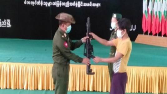ပခုက္ကူတွင် စက်တင်ဘာလအတွင်း စစ်တပ်ဘက်ပြောင်းသွားသူ တော်လှန်ရေးရဲဘော် ၈ ဦးထက်မနည်းရှိ