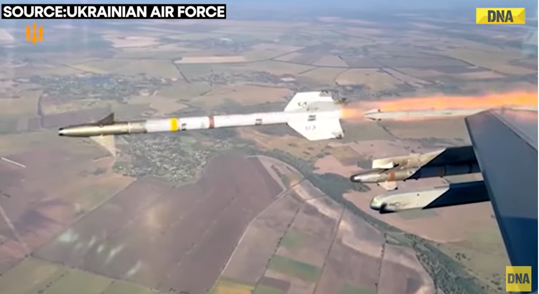 F-16 တိုက်လေယာဉ်က  ရုရှားဒရုန်းများကို ပစ်ချခဲ့ဟု ယူကရိန်းလေတပ် ထုတ်ပြန် 