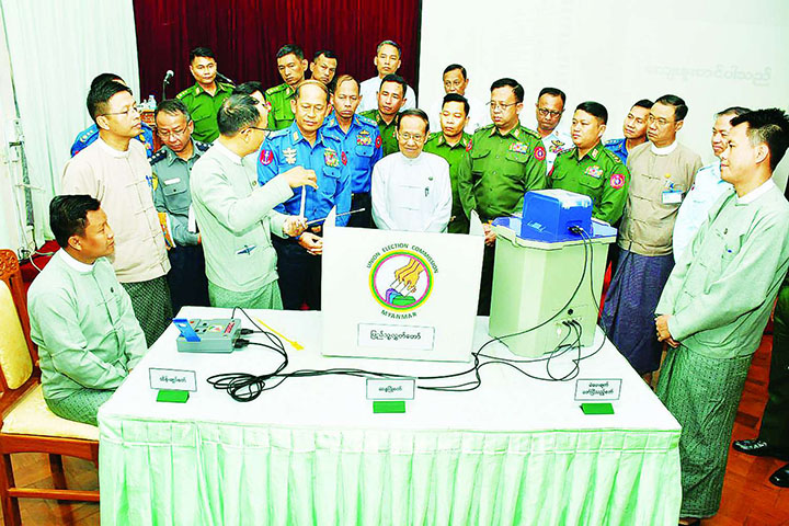 မဲဆွယ်ရာတွင် စစ်တပ်ကို ထိခိုက်အောင်မပြောရန် UEC ထုတ်ပြန်