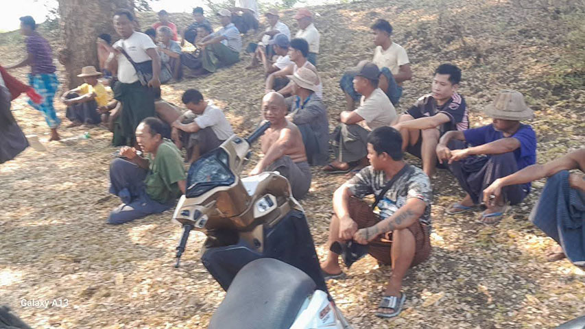 ဘုတလင်မြို့နယ်ထဲကို စစ်ကြောင်းထိုးနေသဖြင့် ပြည်သူ ၁၅၀၀ ကျော် ထွက်ပြေးကြရ