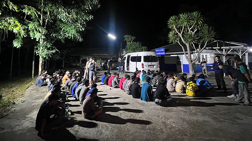 ကန်ကျနပူရီတွင် တရားမဝင် မြန်မာလုပ်သား ၁၀၀ ကျော် ဖမ်းဆီးခံရ 