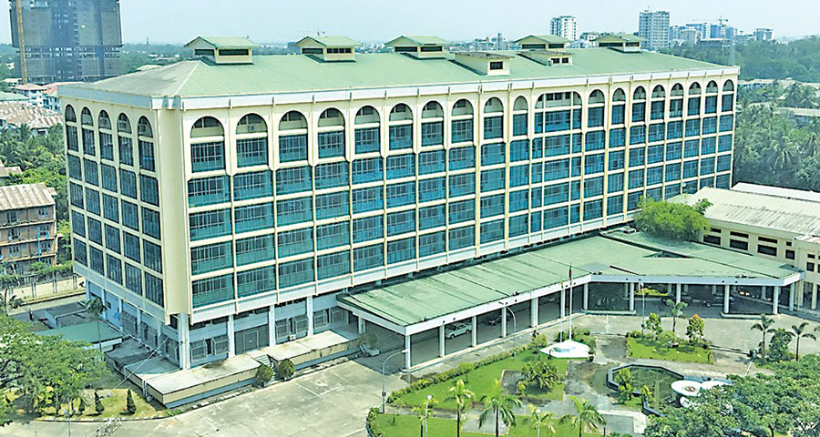 စီးပွားရေးစနစ်အတွင်း များပြားနေသည့် ပိုလျှံငွေများကို နုတ်သိမ်းရန် ဗဟိုဘဏ် စီစဉ်