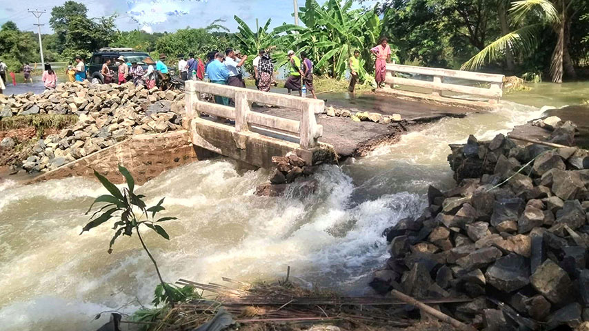 ရေတိုက်စားပြီး တံတားကျိုးကျသဖြင့် မိတ္ထီလာ-ကျောက်ပန်းတောင်းလမ်း ပြန်ပိတ်
