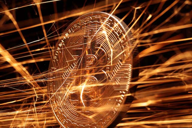 Bitcoin တန်ဖိုး ဒေါ်လာ ၁၂၅,၀၀၀ ကျော်အထိ မြင့်တက် စံချိန်တင်