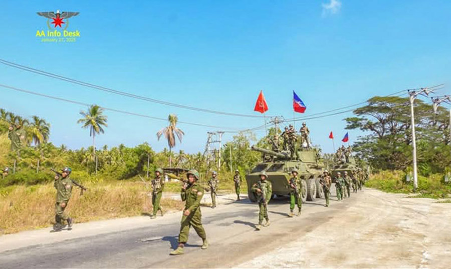 AA ကို တရားဝင်အုပ်ချုပ်ရေးအဖွဲ့အဖြစ် သတ်မှတ်ရန် တောင်းဆိုမှု ရခိုင်ဒေသခံများ ထောက်ခံ