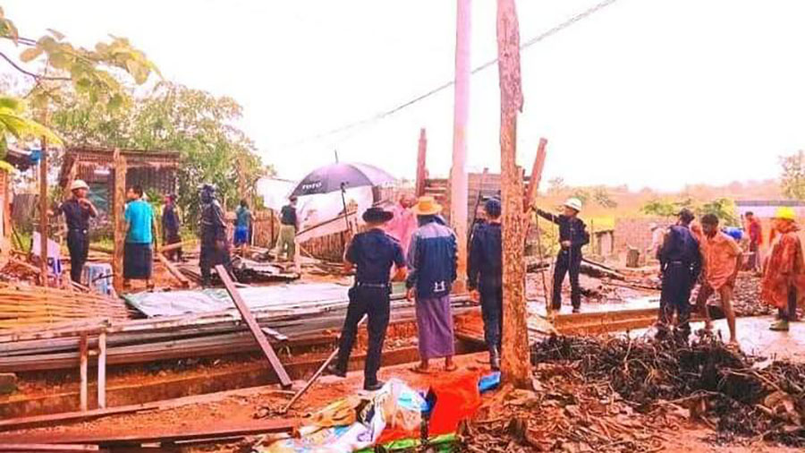 မော်လမြိုင်၌ ကျူးကျော်နေအိမ်ဖျက်ဆီးနေပုံကို ဓာတ်ပုံရိုက်ခဲ့သည့် မဘသဆရာတော် ဖမ်းဆီးခံရ 