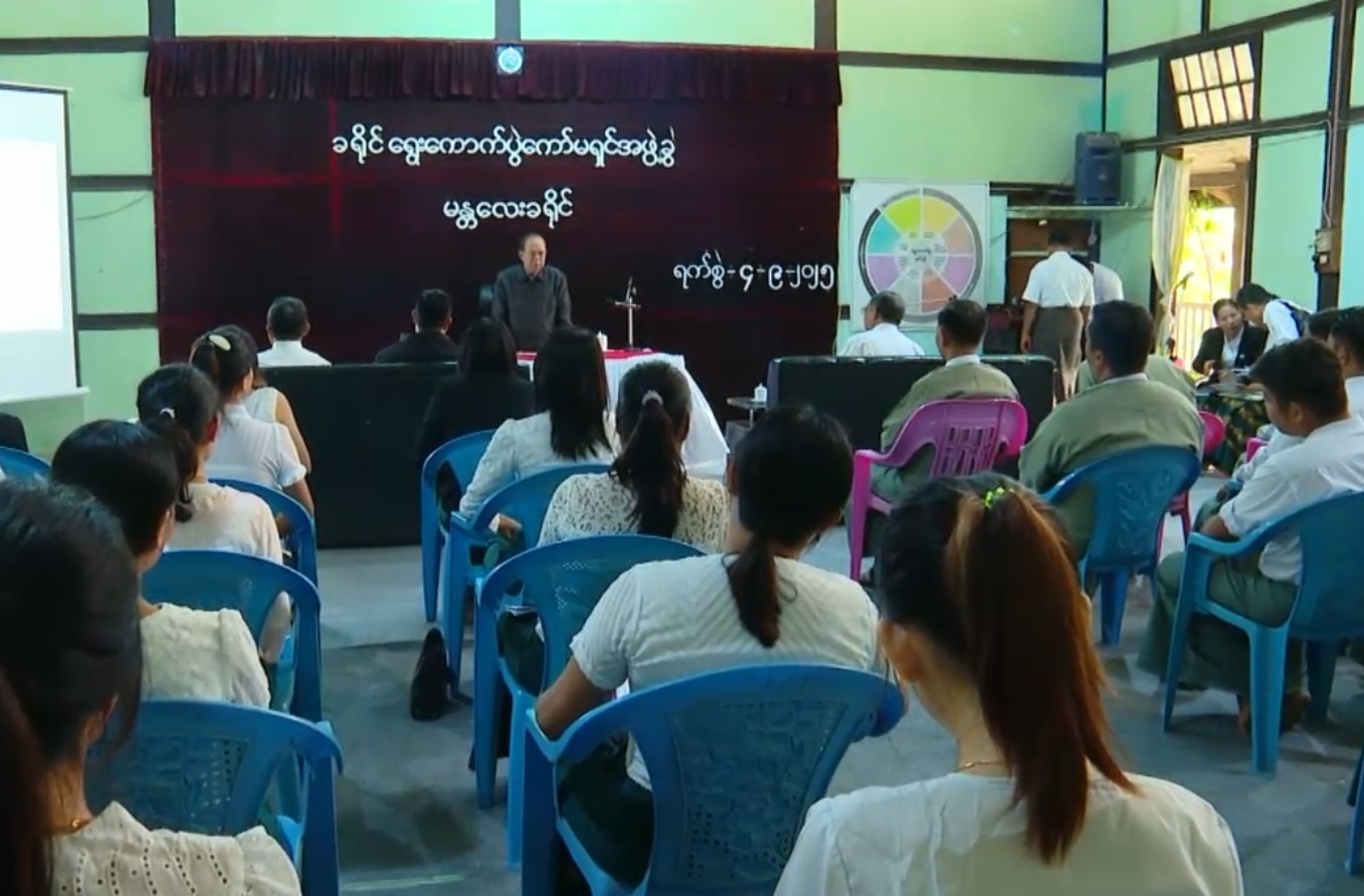 မန္တလေးတိုင်း ၂၈ မြို့နယ်လုံး ရွေးကောက်ပွဲလုပ်မည့်အစီအစဉ် ဖြစ်နိုင်ခြေမရှိဟု တော်လှန်ရေးအဖွဲ့များ ပြော 