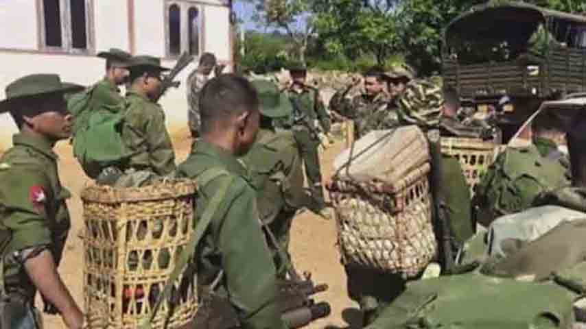 ဖားကန့်တွင် စစ်ကောင်စီတပ်အချို့ ဖားကန့်-ကားမိုင်းလမ်းဘက်ကို ပြန်ထွက်