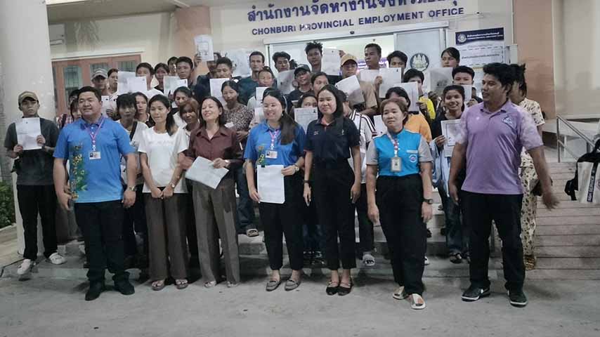 ထိုင်းရောက် မြန်မာလုပ်သား ၄၀၀ ခန့်  ပွဲစား အလိမ်ခံရ  