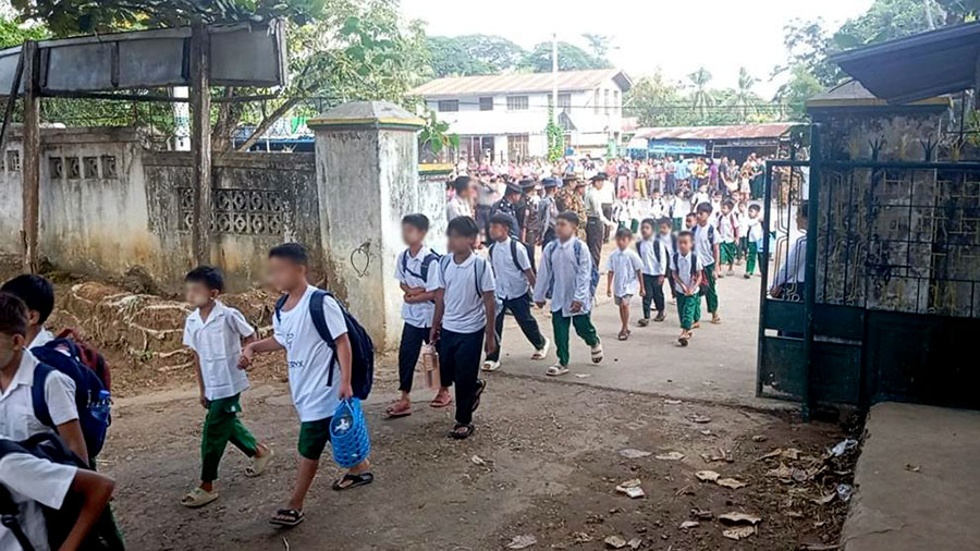သီပေါတွင် စာသင်ကျောင်းများ ပြန်ဖွင့်ပြီး ဌာနဆိုင်ရာရုံးအချို့ ပြန်လည်ပတ်