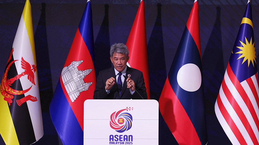 မြန်မာ့ငြိမ်းချမ်းရေးအစီအစဉ် အကောင်အထည်ဖော်ရန် မခက်ဟု မလေးရှား ဝန်ကြီးပြော 