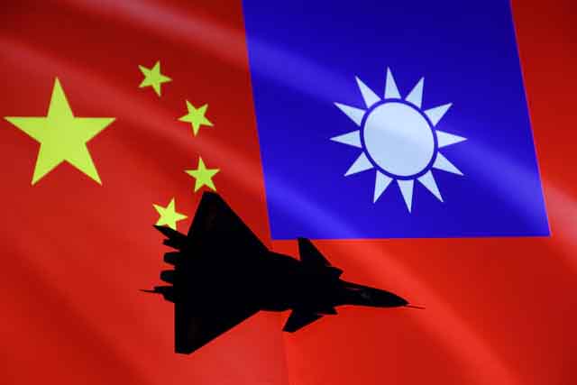 ထရမ့်ပ်နှင့် ရှီကျင့်ဖျင် မတွေ့မီ တရုတ် ဗုံးကြဲလေယာဉ်များ ထိုင်ဝမ်အနီးမှ ပျံသန်းအင်အားပြ