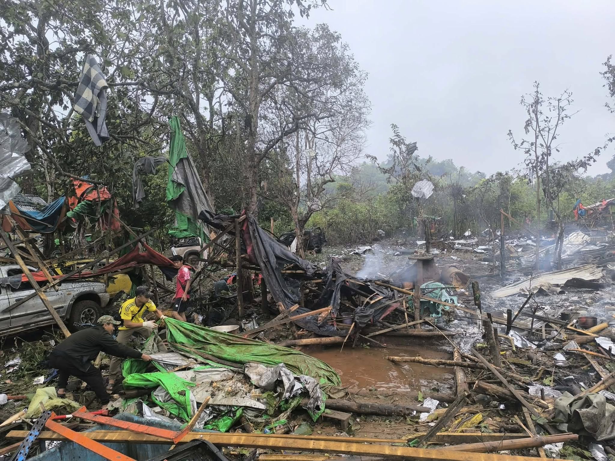 စစ်တပ် ဗုံးကြဲနေသဖြင့် စပါးပြန်ရိတ်သည့်တောင်သူများ သတိထားရန် KNDF ထုတ်ပြန်
