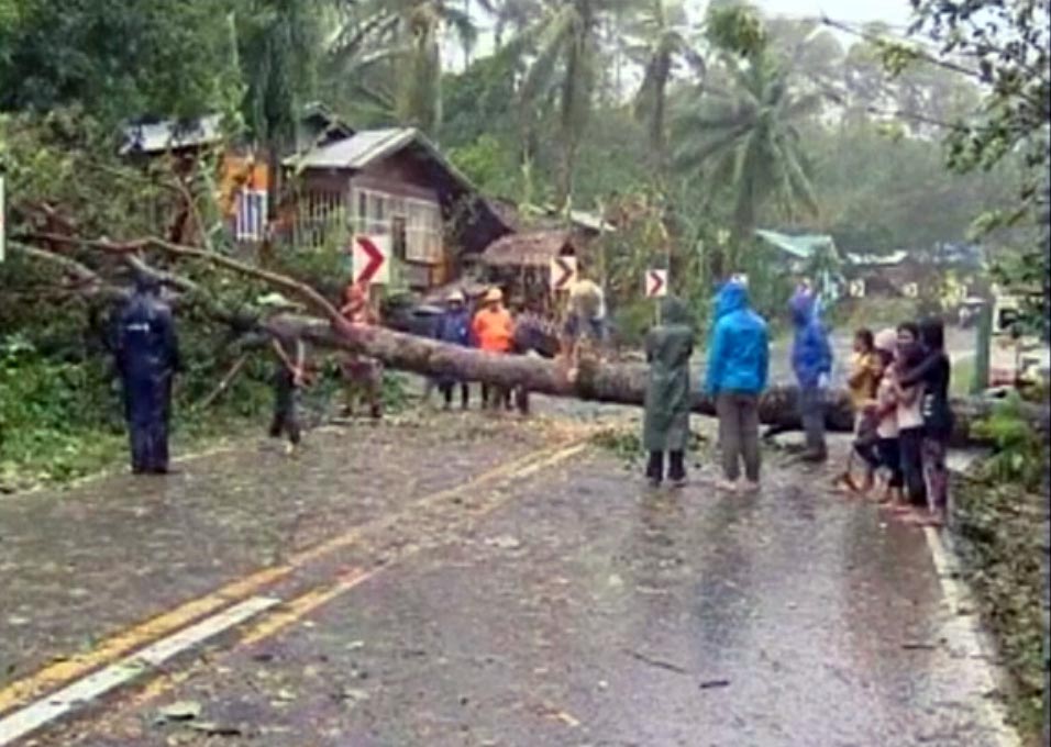 ဖိလစ္ပိုင္တြင္ ဟာဂူပစ္မုန္တိုင္းေၾကာင့္ လူ ၁ သန္း ေဘးကင္းရာကယ္ဆယ္၊ ၃ ဦး ေသဆံုး