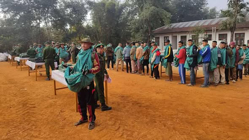 စစ်မှုထမ်းပြီးသူများ ပြည်ပထွက်လုပ်ကိုင်လိုပါက အလုပ်ရှာပေးမည်ဟု စစ်ကောင်စီမက်လုံးပေး