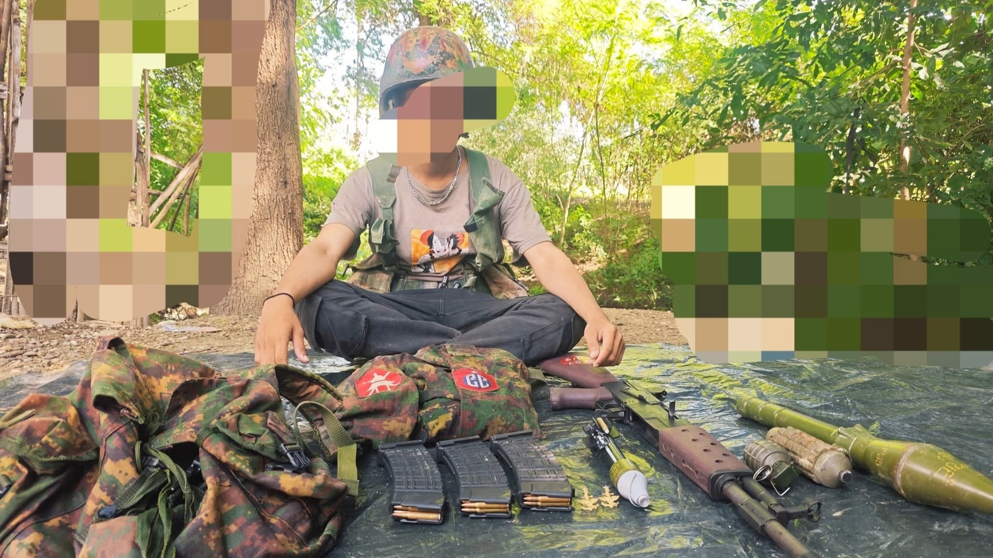 ပေါက်မြို့နယ်တွင် စစ်သား ၁ ဦး လက်နက်ခဲယမ်းဖြင့် အလင်းဝင်၊ ၂ ဦး အရှင်ဖမ်းမိ