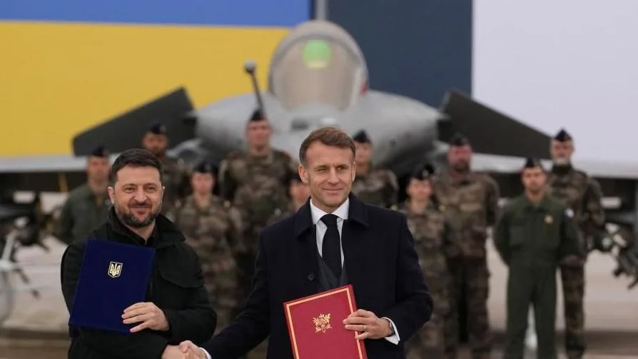 ယူကရိန်းအတွက် ပြင်သစ် Rafale F4 တိုက်လေယာဉ် အစီး ၁၀၀ ပံ့ပိုးမည်