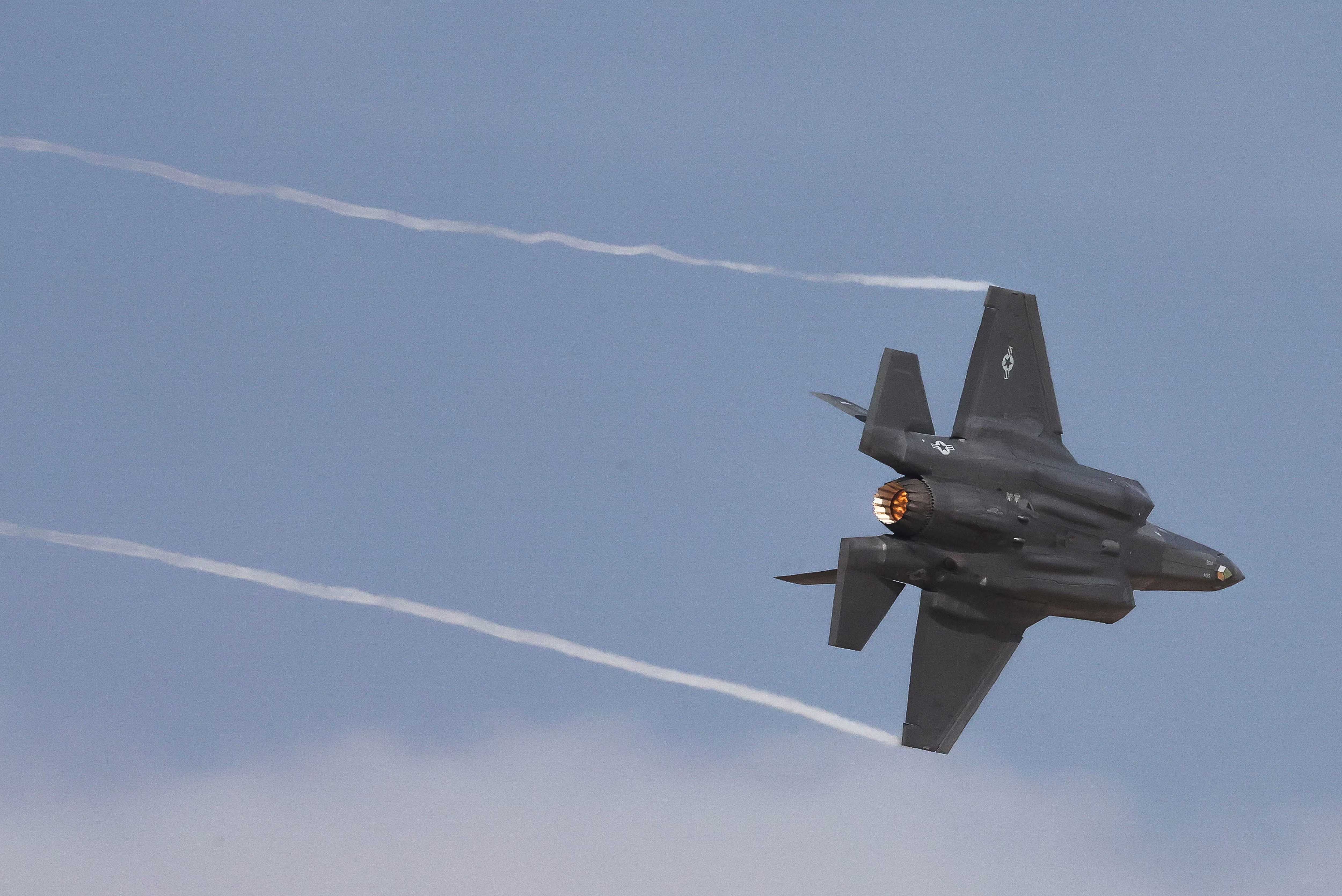 F-35 တိုက်လေယာဉ်များ ဆော်ဒီအာရေဗျသို့ ရောင်းချပေးမည်ဟု ထရမ့်ပ် ပြော
