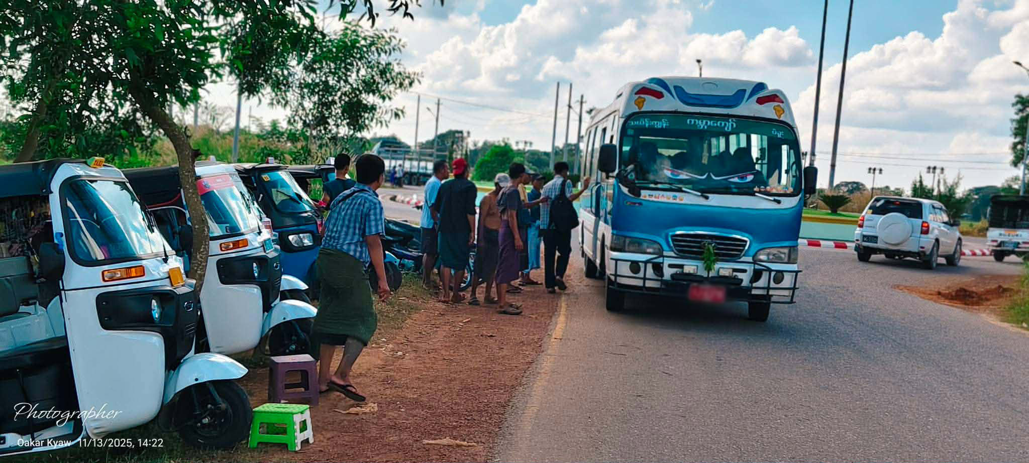 ဝင်ခွင့်ကန့်သတ်လိုက်သဖြင့် ပဲခူး-ရန်ကုန် ပြေးဆွဲနေသည့်ကားအချို့ ယာဥ်စီးခ တိုးတောင်း