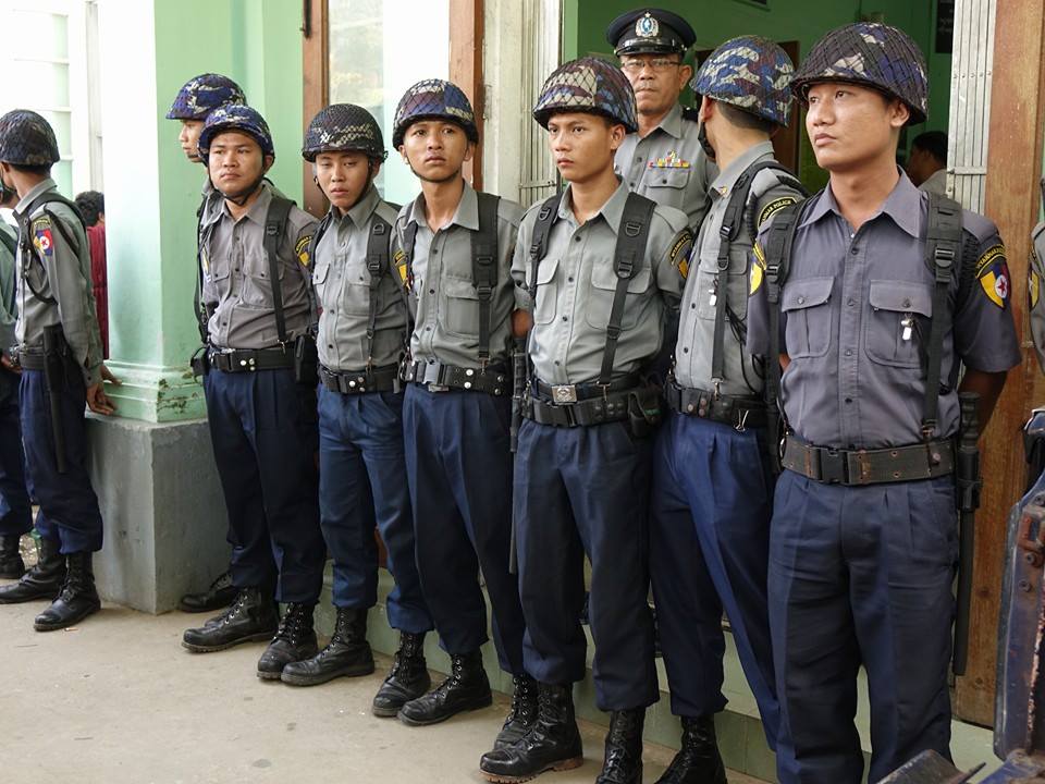 သာသနာ ညိႇဳးႏြမ္းေစမႈျဖင့္ V Grastro bar ပိုင္ရွင္ႏွင့္ မန္ေနဂ်ာ ၂ ဦးကို ႐ုံးတင္ စစ္ေဆး