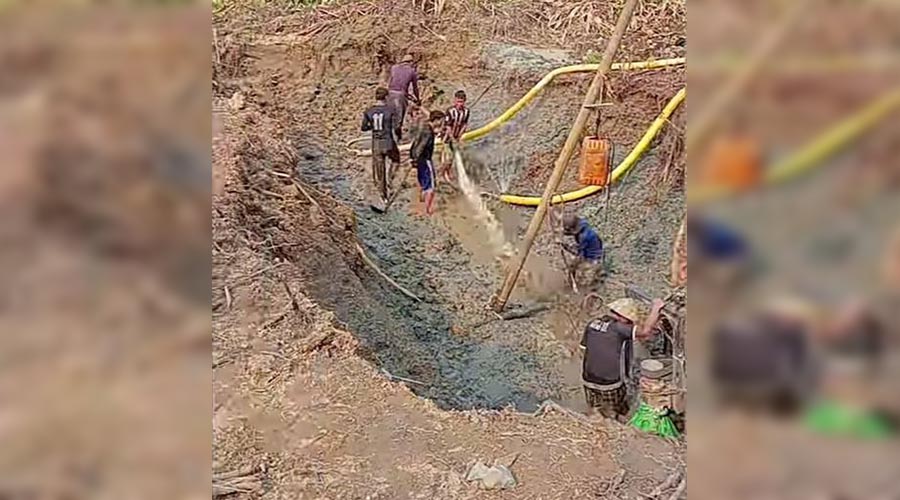 ကလောတွင် ရွှေလုပ်ကွက်တွင်း ပြိုကျပြီး ၂ ဦး သေဆုံး