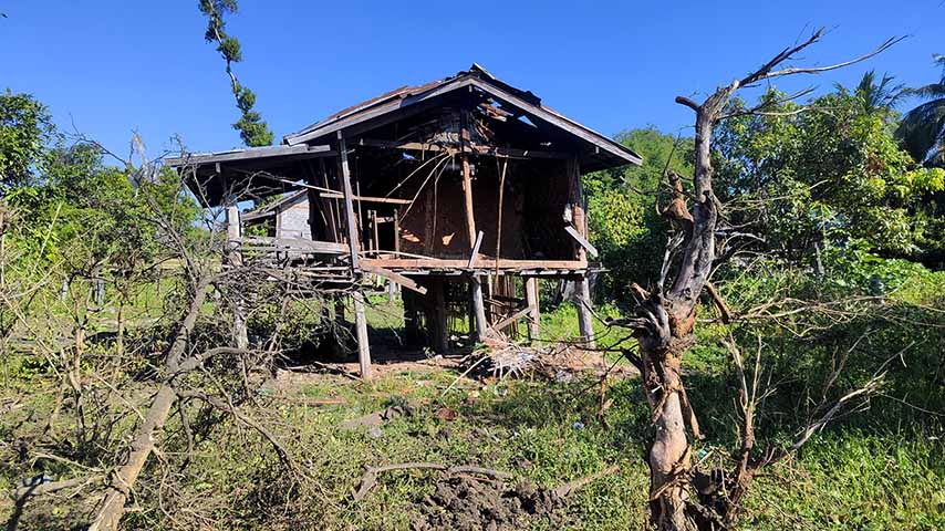 ကောလင်းမြို့ ကံပေါက်တာရွာကို စစ်ကောင်စီဗုံးကြဲ၊ မိခင်သေဆုံးပြီး ကလေး ၂ ဦး ဒဏ်ရာရ