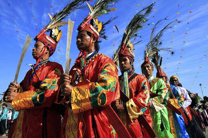 မေနာပြဲဆက္က်င္းပမည္ဟု ကန္႔ကြက္သူမ်ားကုိ ျပည္နယ္ အစိုးရေျပာ