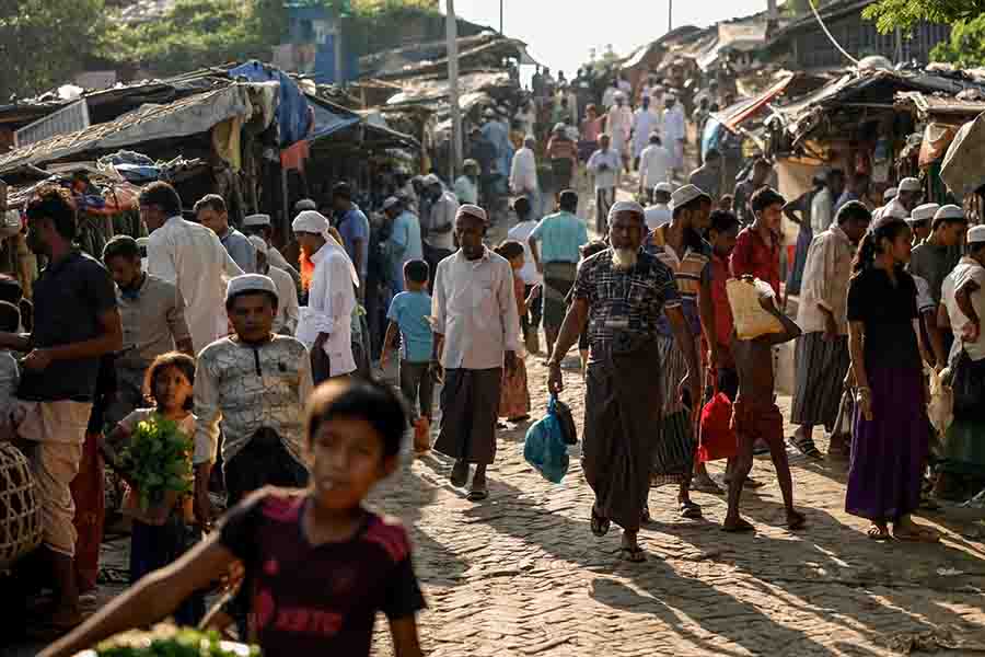 မြန်မာနှင့် ရိုဟင်ဂျာများအတွက် အီးယူက ယူရို ၂၉ သန်း ကူညီမည်