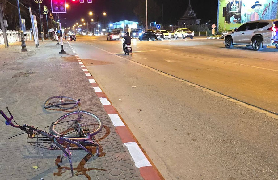 မဲဆောက်တွင် ကားနှင့်စက်ဘီး တိုက်မှုဖြစ်ပွား၊ မြန်မာအမျိုးသား ၁ ဦး သေဆုံး