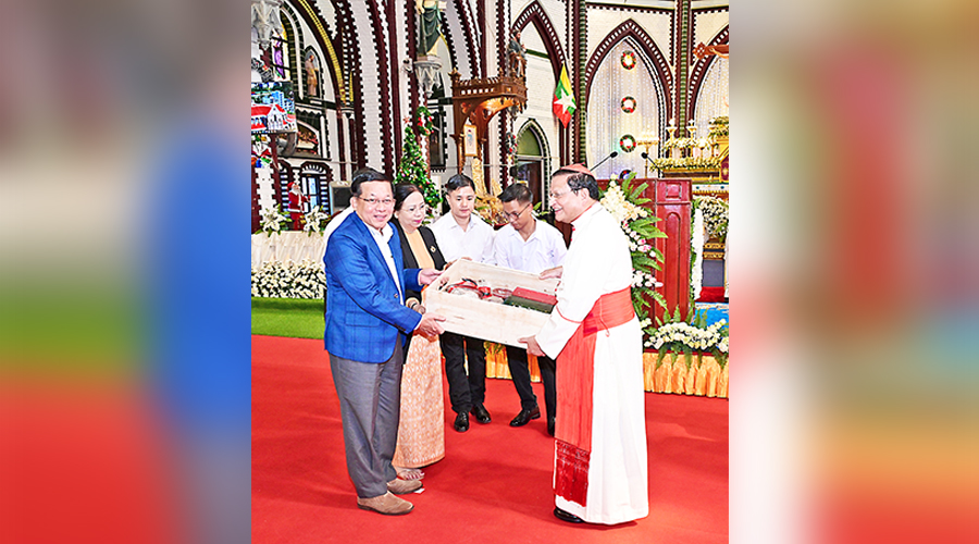 ၂၀၂၆ ခုနှစ်က ငြိမ်းချမ်းရေးနှစ်ဖြစ်စေရန် ကာဒီနယ်လ် ချားလ်စ်မောင်ဘို ခရစ္စမတ်သဝဏ်လွှာ မိန့်ကြား   