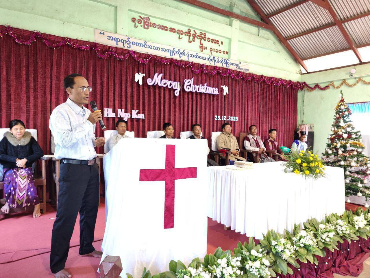 AA ထိန်းချုပ်မြို့နယ်များ၌ ခရစ္စမတ်ပွဲတော် အကျဉ်းချုံး ကျင်းပ