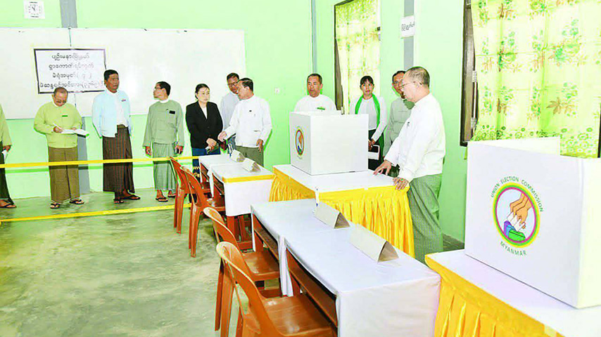 လယ်ဝေးမြို့နယ်၌ အထကကျောင်းခွဲ မဲရုံအနီး ဗုံးပေါက်