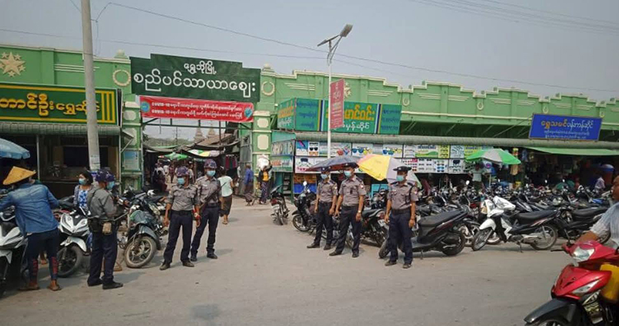 ရွှေဘိုတွင် ရွေးကောက်ပွဲမဲပေးရန် စစ်တပ်က လိုက်လံကြေညာနေပြီး လှည့်ကင်းများပတ်နေ
